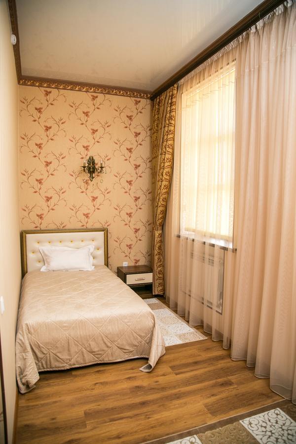 Complex Bella Vista Hotel Къзълорда Екстериор снимка