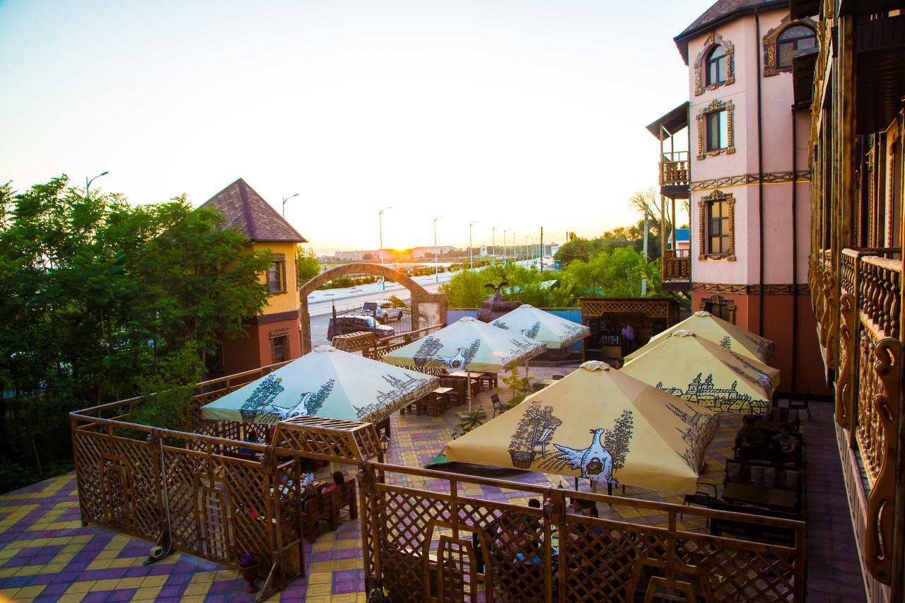 Complex Bella Vista Hotel Къзълорда Екстериор снимка